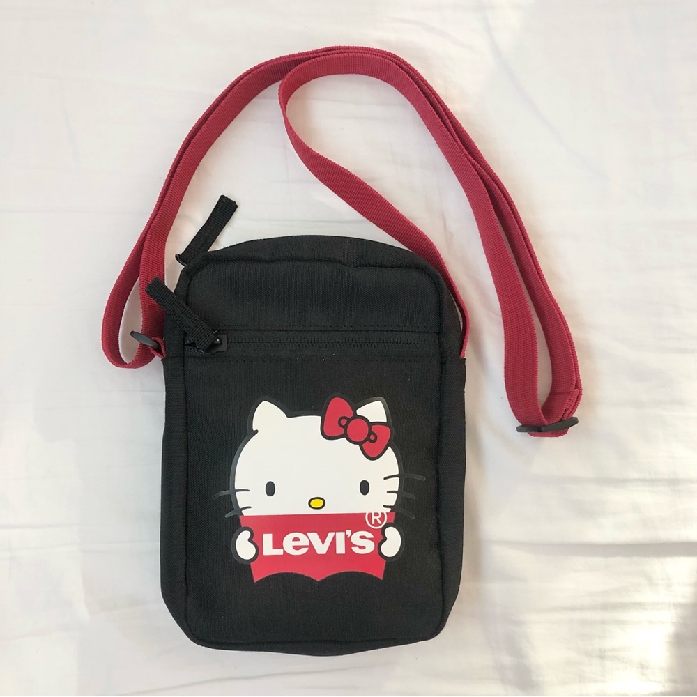 Hello Kitty x Levi’s crossbody bag